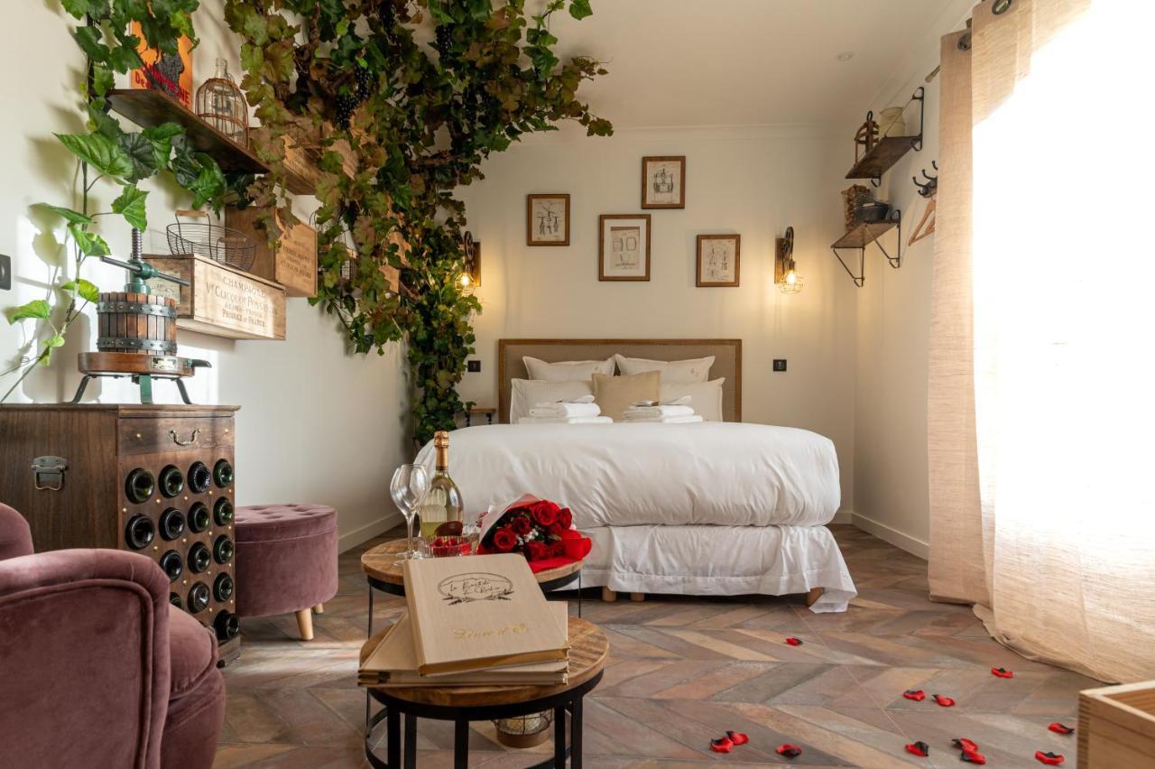 La Bastide Du Rocher Boutique Hotel & Spa รอกเกอบรูน-ซูร์-อาร์ฌ็องส์ ภายนอก รูปภาพ