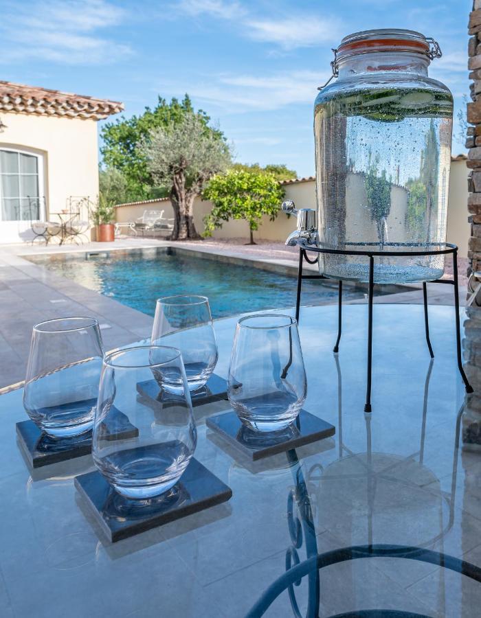 La Bastide Du Rocher Boutique Hotel & Spa รอกเกอบรูน-ซูร์-อาร์ฌ็องส์ ภายนอก รูปภาพ
