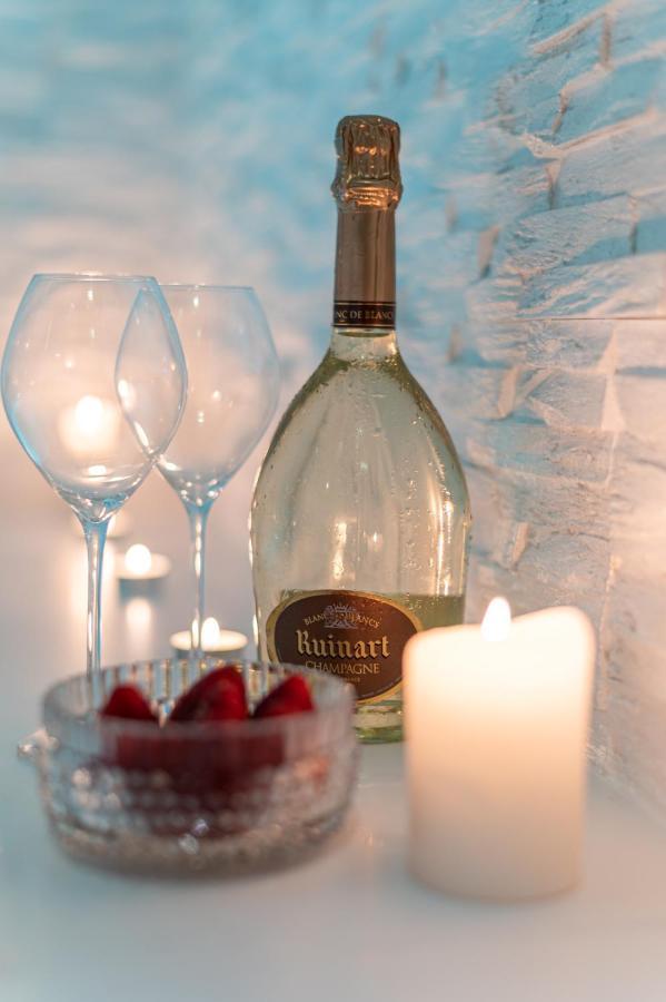La Bastide Du Rocher Boutique Hotel & Spa รอกเกอบรูน-ซูร์-อาร์ฌ็องส์ ภายนอก รูปภาพ