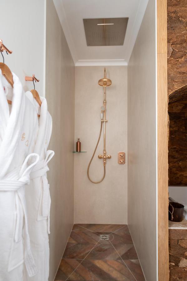 La Bastide Du Rocher Boutique Hotel & Spa รอกเกอบรูน-ซูร์-อาร์ฌ็องส์ ภายนอก รูปภาพ