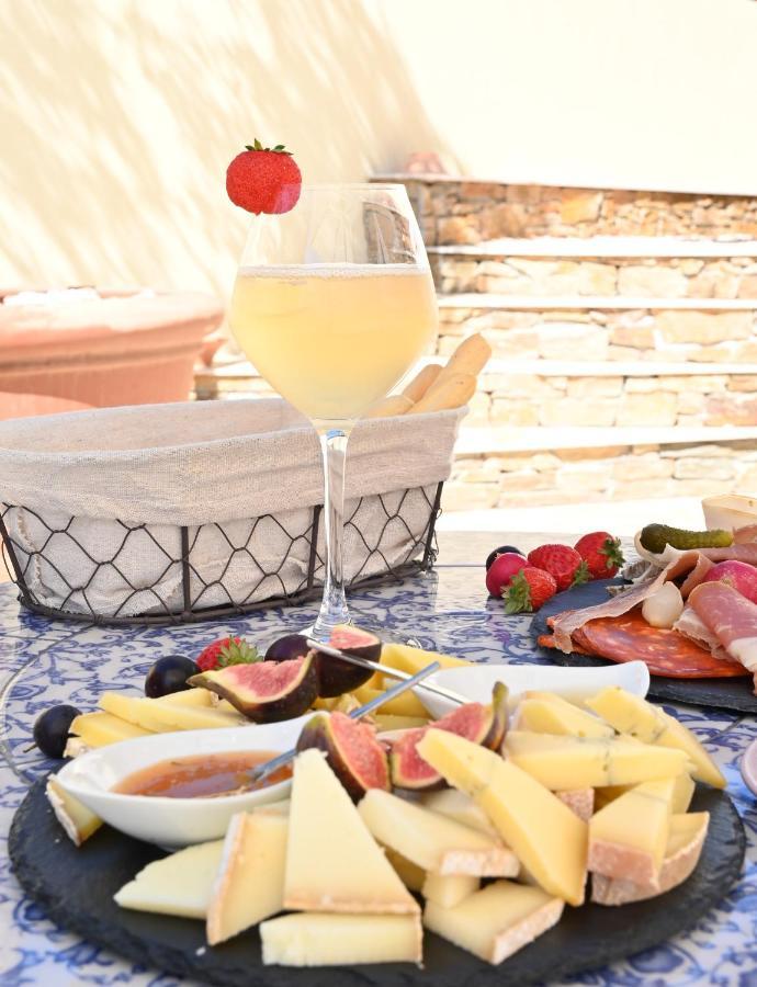 La Bastide Du Rocher Boutique Hotel & Spa รอกเกอบรูน-ซูร์-อาร์ฌ็องส์ ภายนอก รูปภาพ