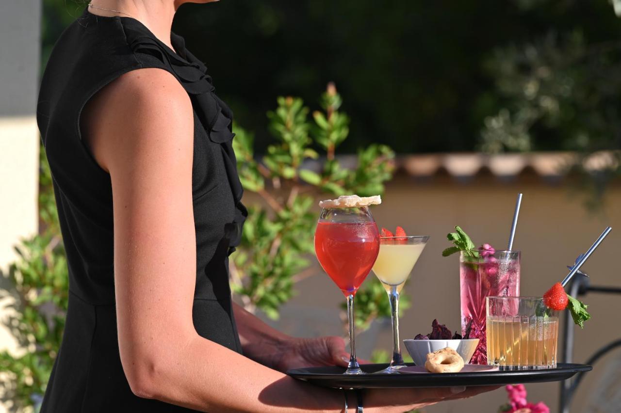 La Bastide Du Rocher Boutique Hotel & Spa รอกเกอบรูน-ซูร์-อาร์ฌ็องส์ ภายนอก รูปภาพ
